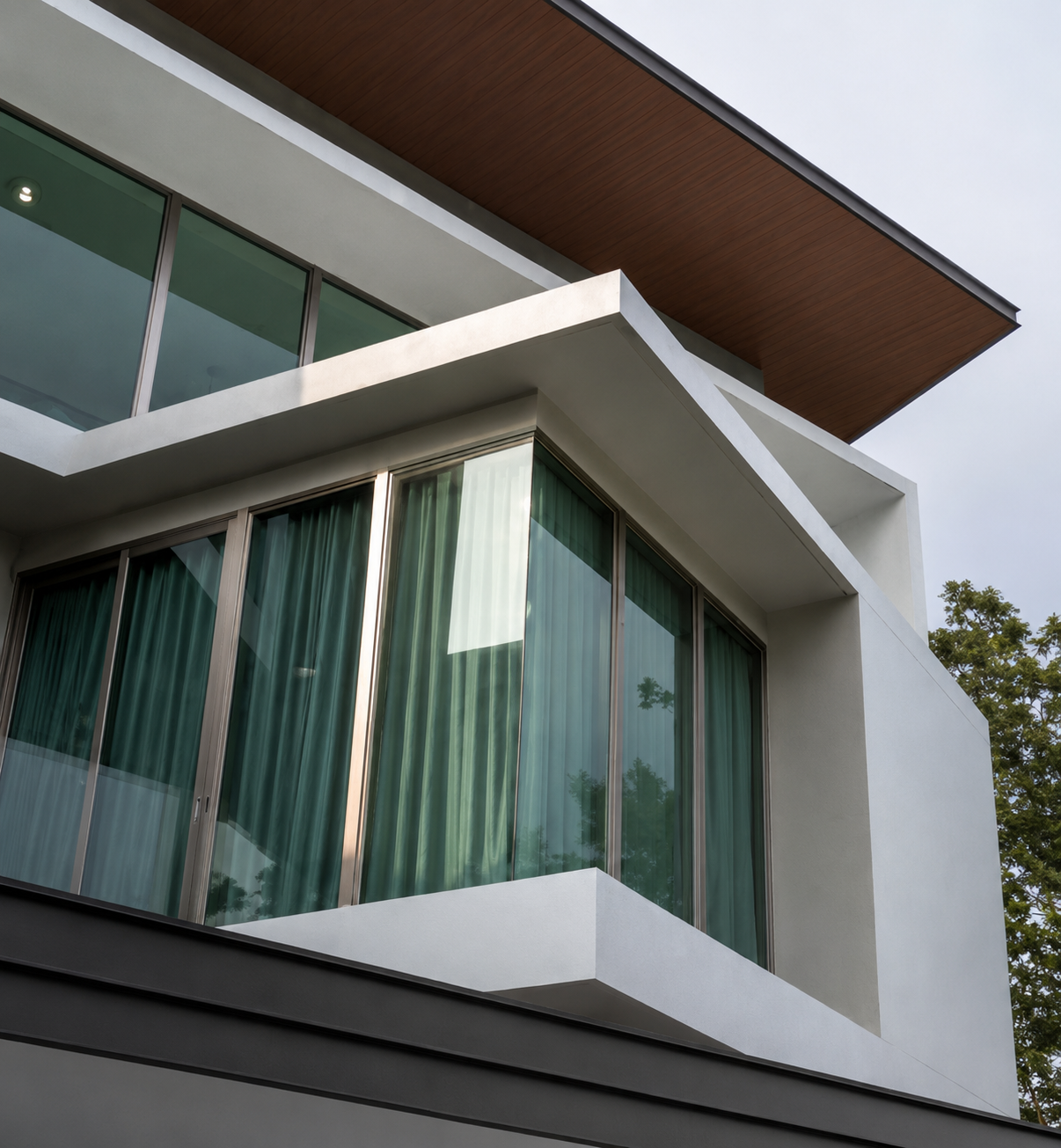 Glass-to-Glass Corner Windows
